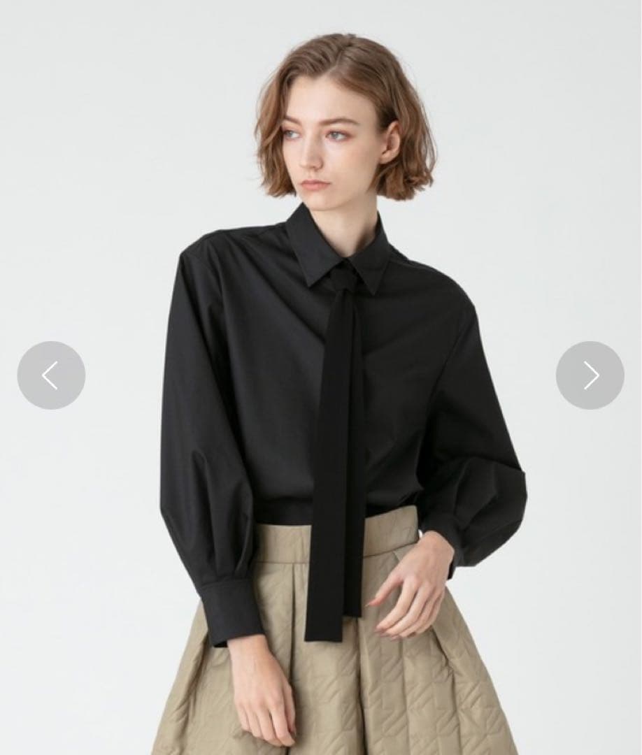 極美品　ルルウィルビー　タイ付シャツ　ブラック