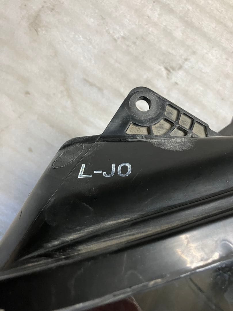 中古品　ホンダ　CR-V LEDヘッドライト　STANREY W4744