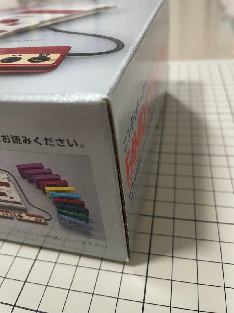 【美品・箱あり】ニンテンドークラシックミニ ファミコン ファミリーコンピュータ