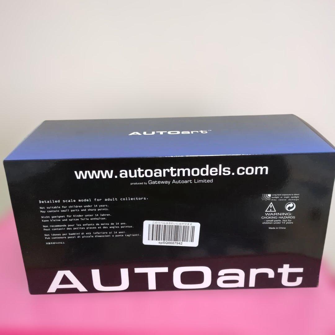 アートオート1/18トヨタ 2000GT ミニカー ホワイト
