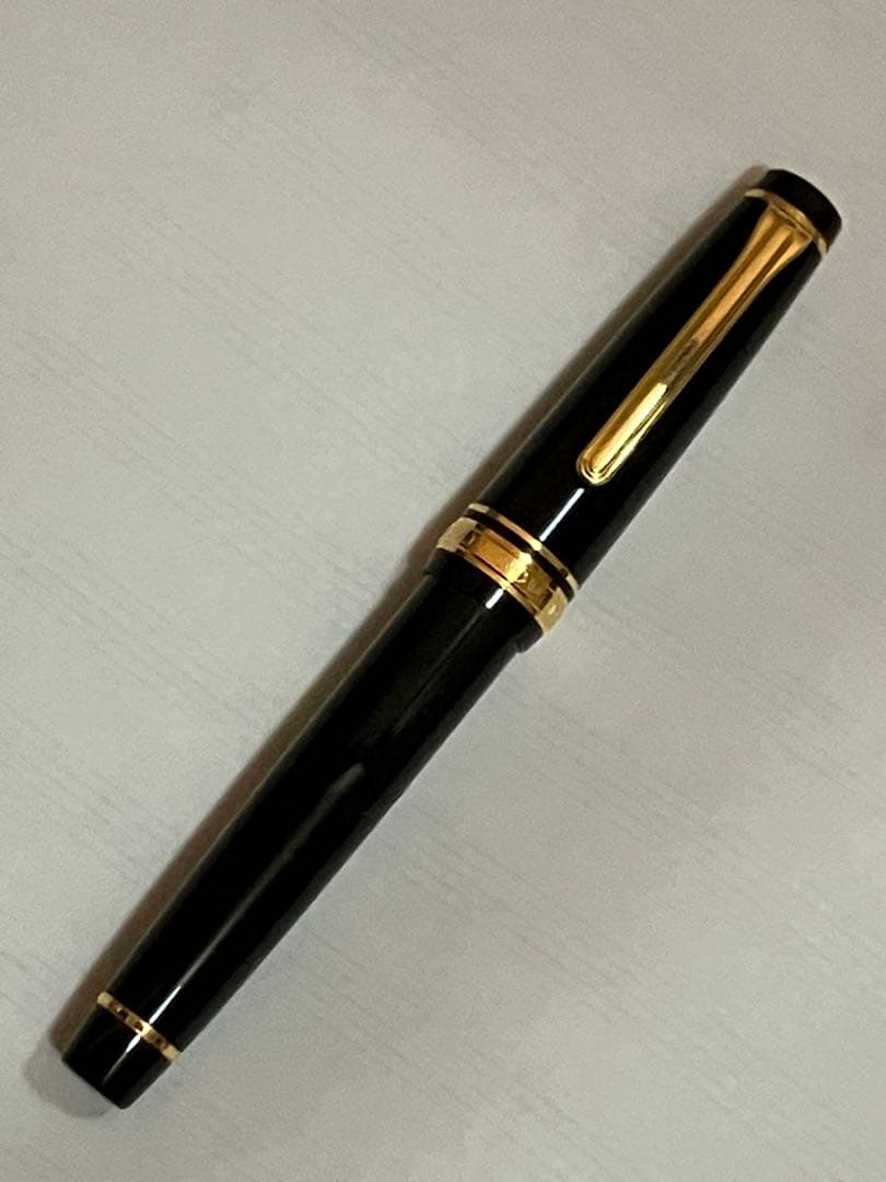 セーラー万年筆 プロフェッショナルギア 金　中字（M）21K 美品　調整済み
