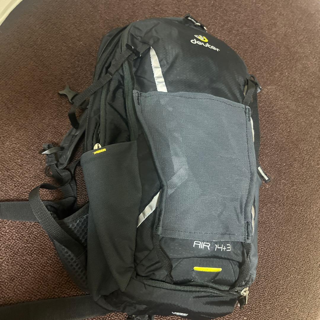 新古美品！deuter Race EXP AIR 14+3 リュック雨カバー付き