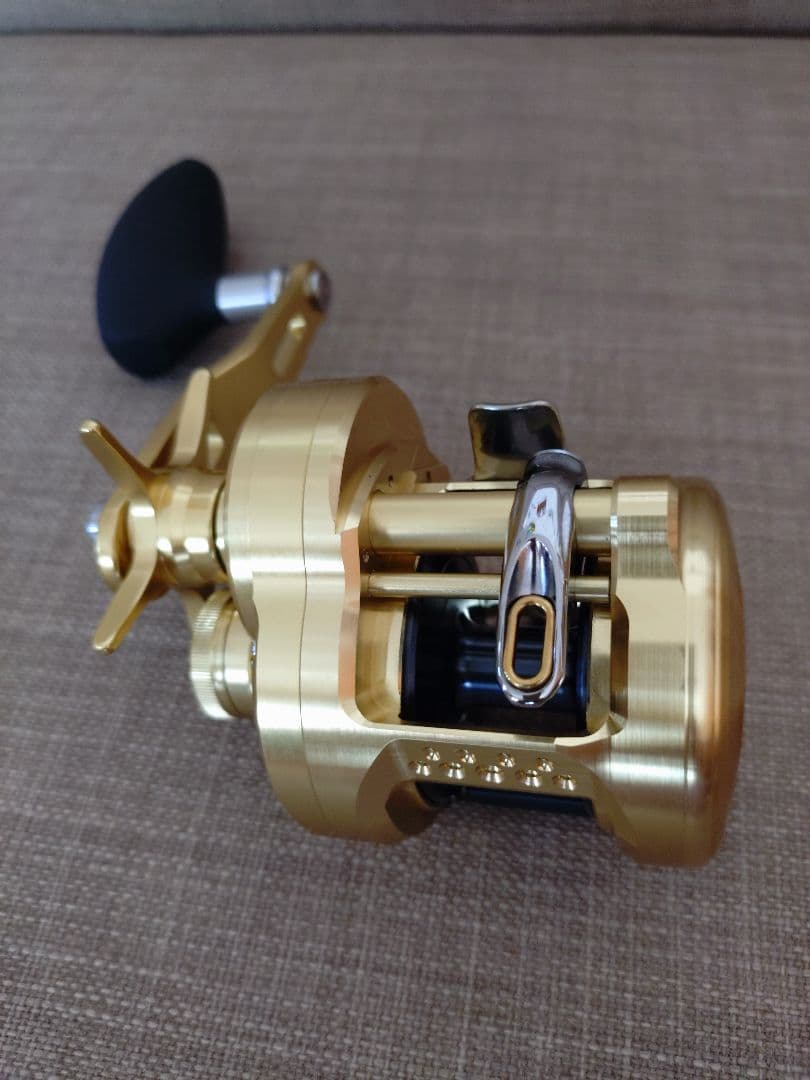 新品 シマノ SHIMANO 両軸リール オシアコンクエスト301XG