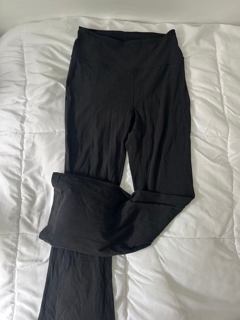 Lululemon ハイウエスト ブラック フレア　ヨガパンツ　サイズL