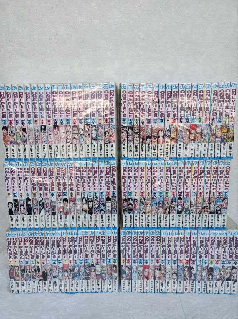 即購入歓迎❣ ワンピース全巻1〜111巻セット＋関連本9冊　120冊セット