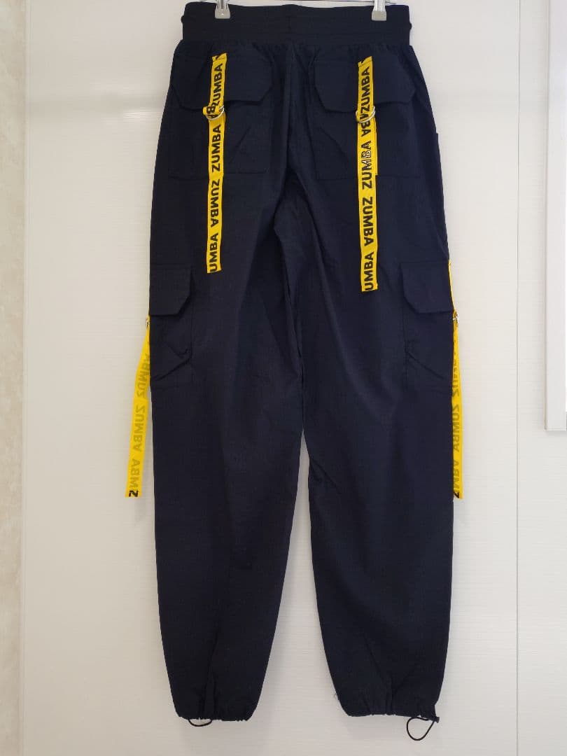 ZUMBA ウーブンカーゴパンツ ブラック　新品・未使用タグ付き　XS