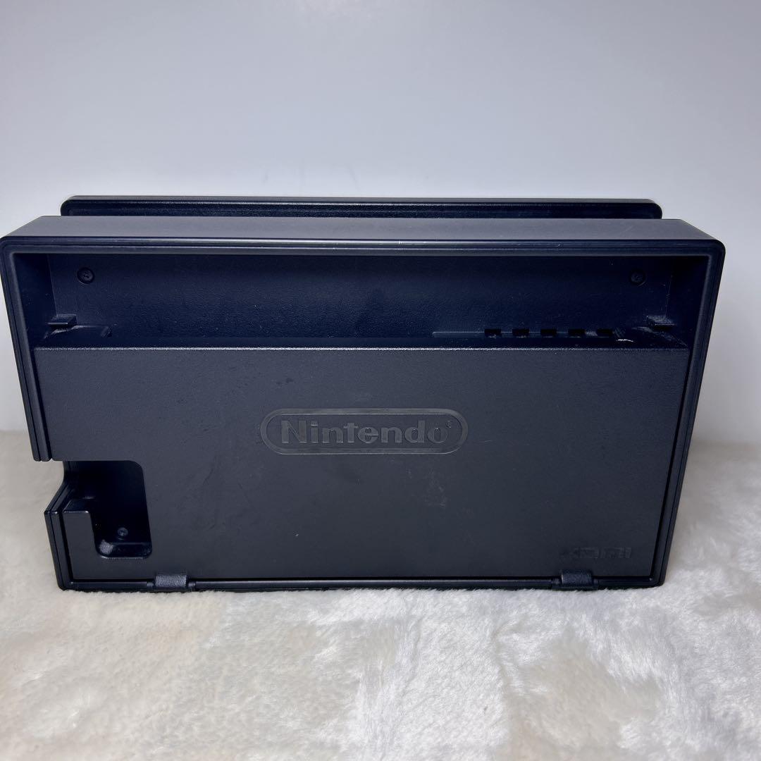 【極美品】ほぼ未使用 ソフト付き Nintendo Switch 本体