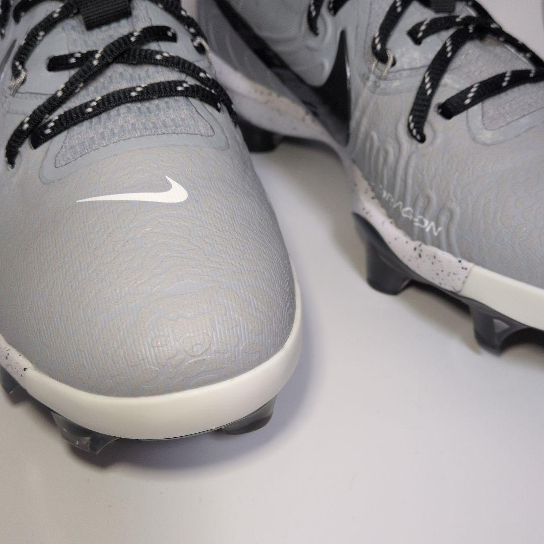 ナイキサッカースパイク　ハイカットスパイク　NIKE