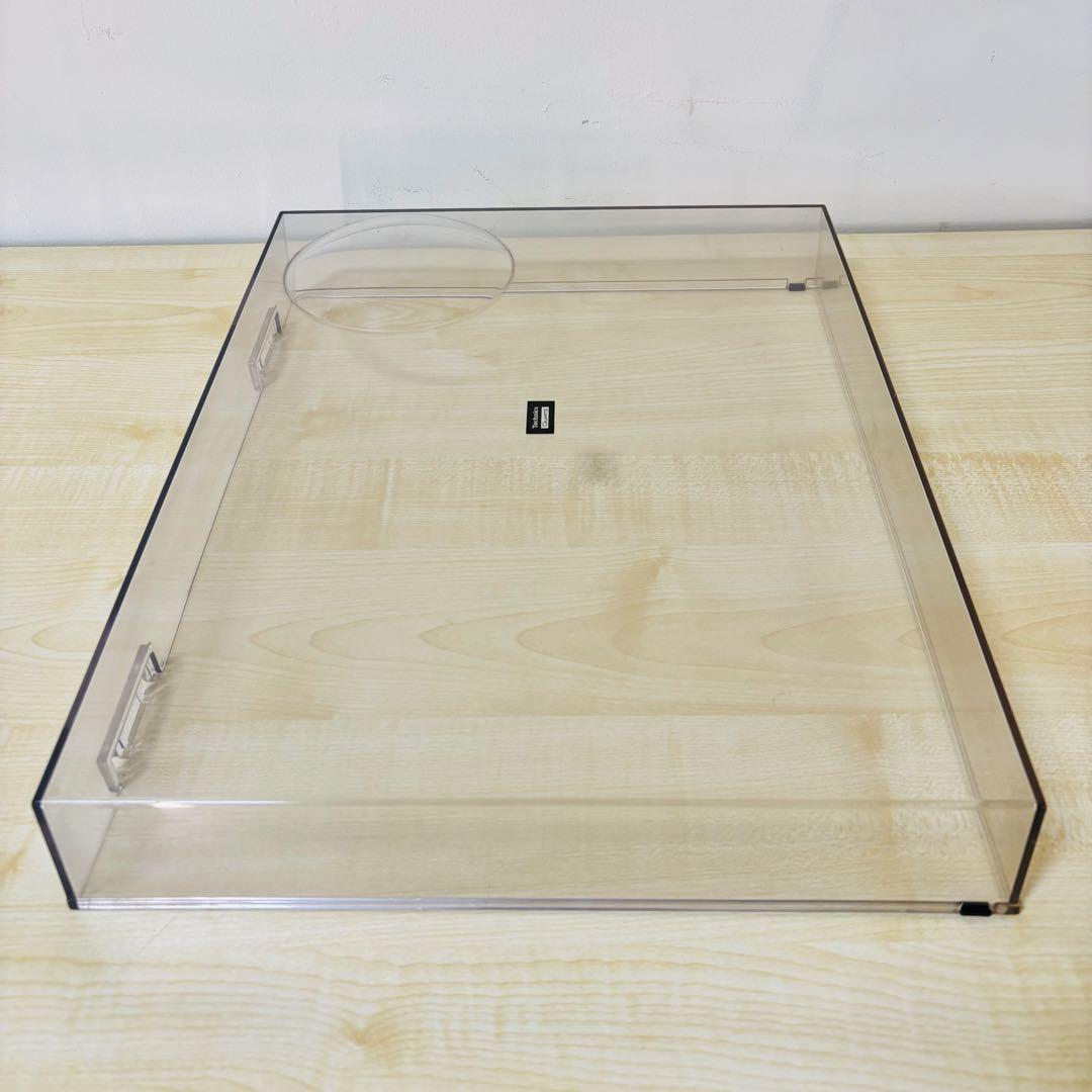 Technics のターンテーブル　SL-1200MK3のダストカバー