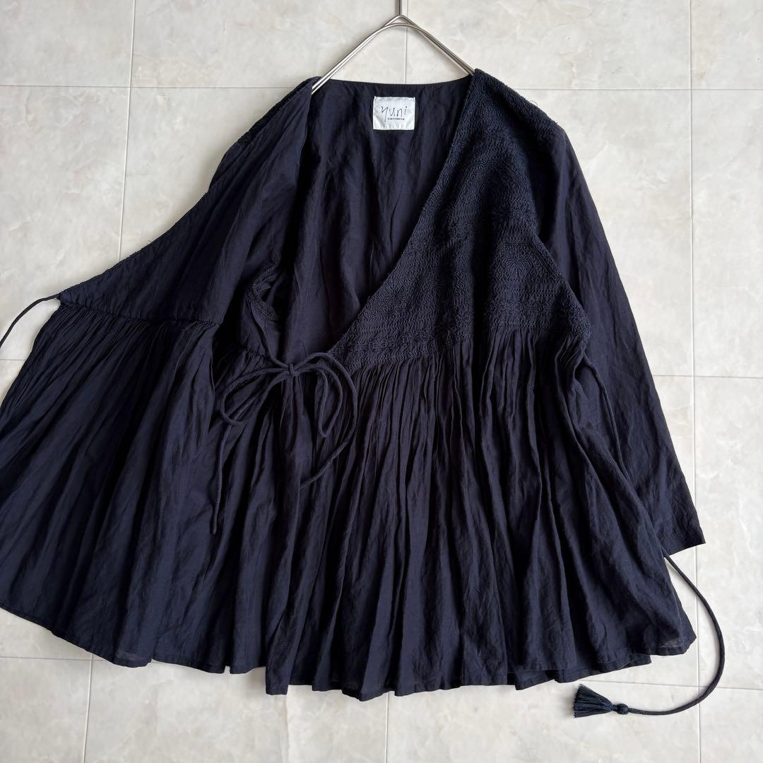 yuni カシュクールブラウス 紺F 刺繍レース ギャザー タッセル 2WAY