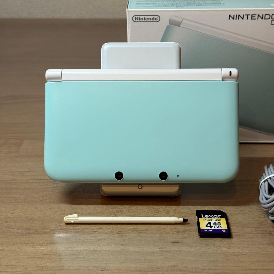 5-159 ニンテンドー3DS LL ミント×ホワイト 箱付き