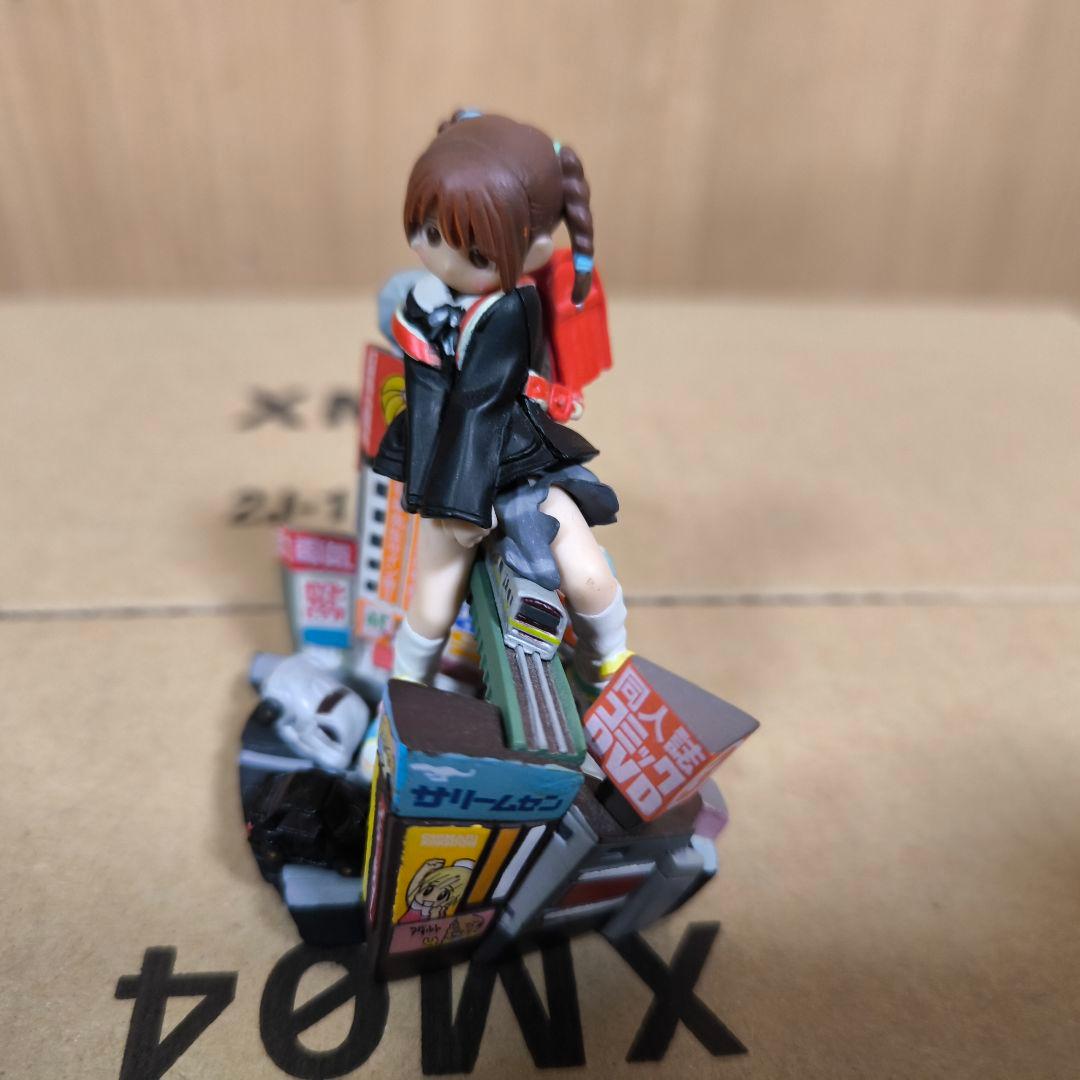 OTAKU ヴェネチア・ビエンナーレフィギュア付カタログ