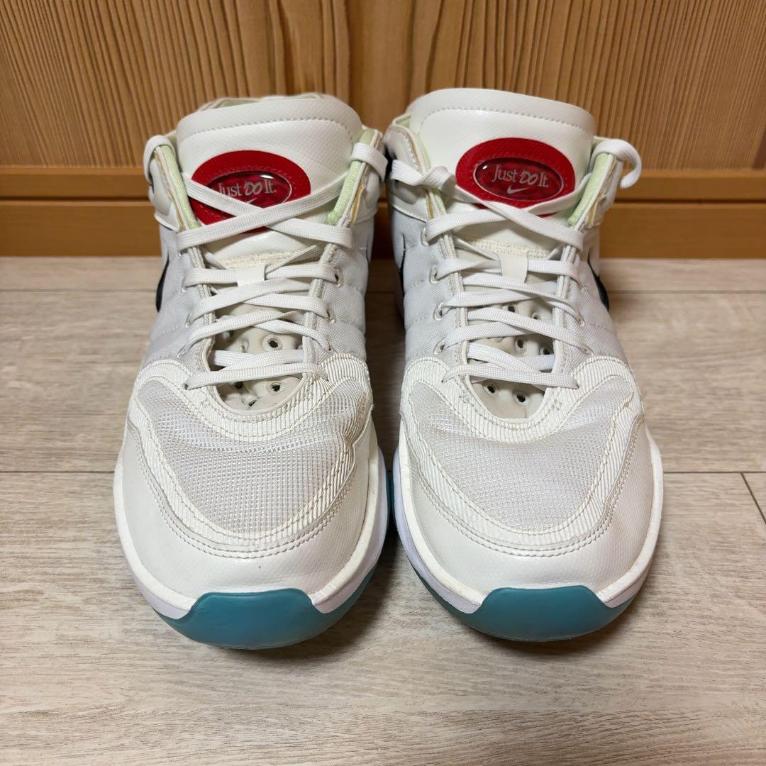 Nike GThustle2 gtハッスル2 バッシュ Kobe