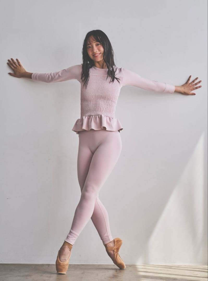 新品 スティナ stina Retune 大人気 レギンス 完売品