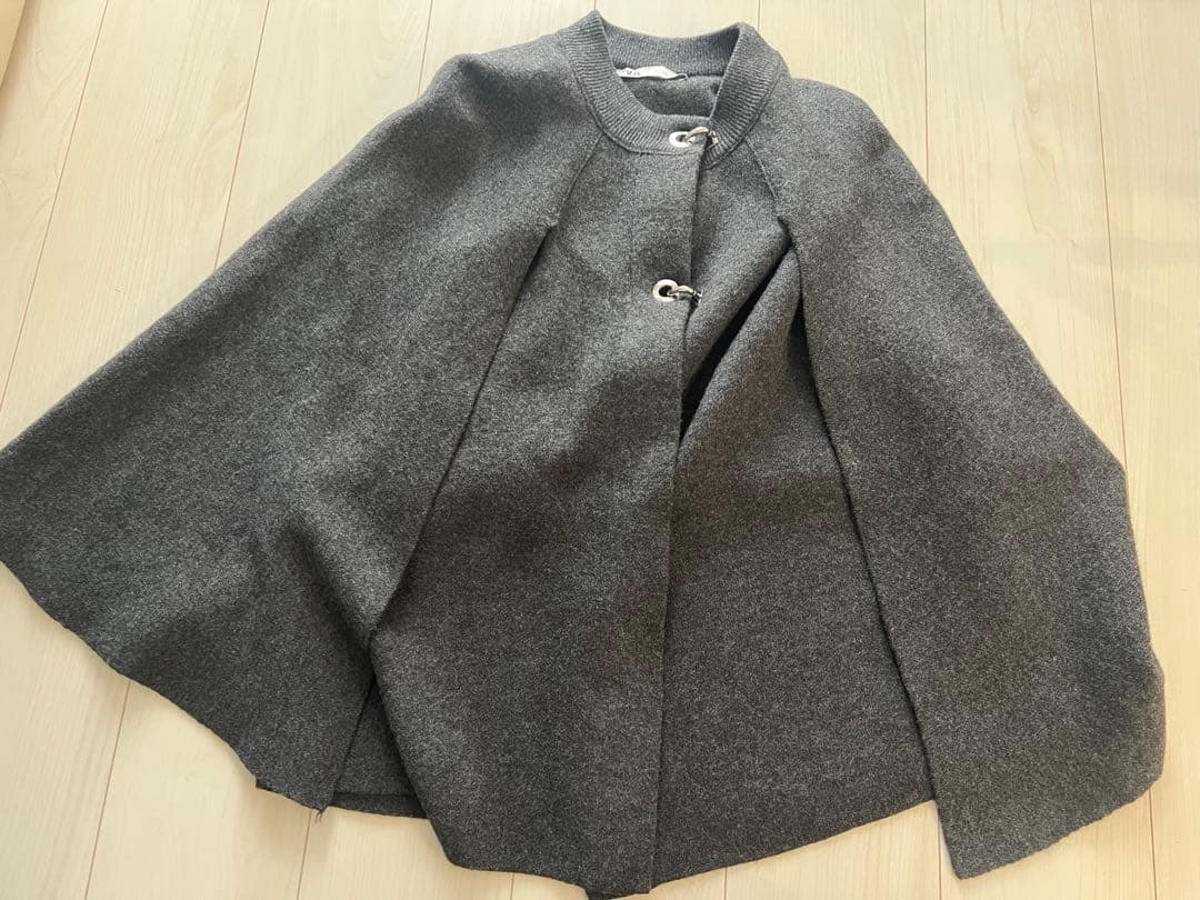 ZARA ザラ　ニットケープコート