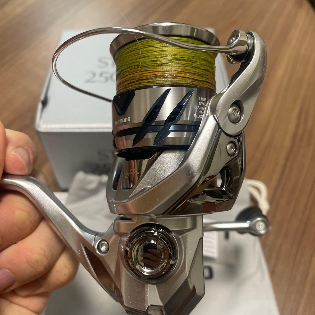 SHIMANO 23STRADIC 2500SHG スピニングリール
