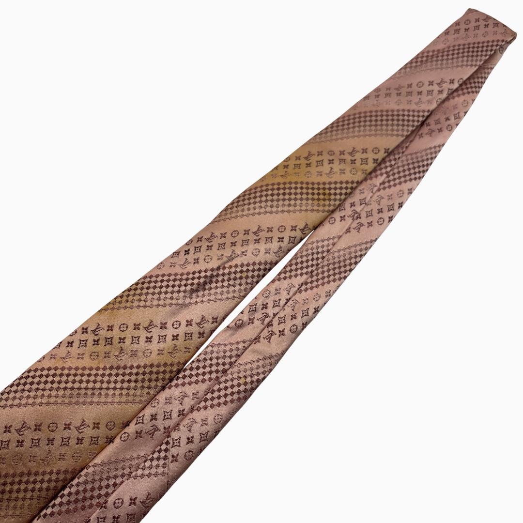 LOUIS VUITTON シルクネクタイ モノグラム ストライプ柄 ピンク