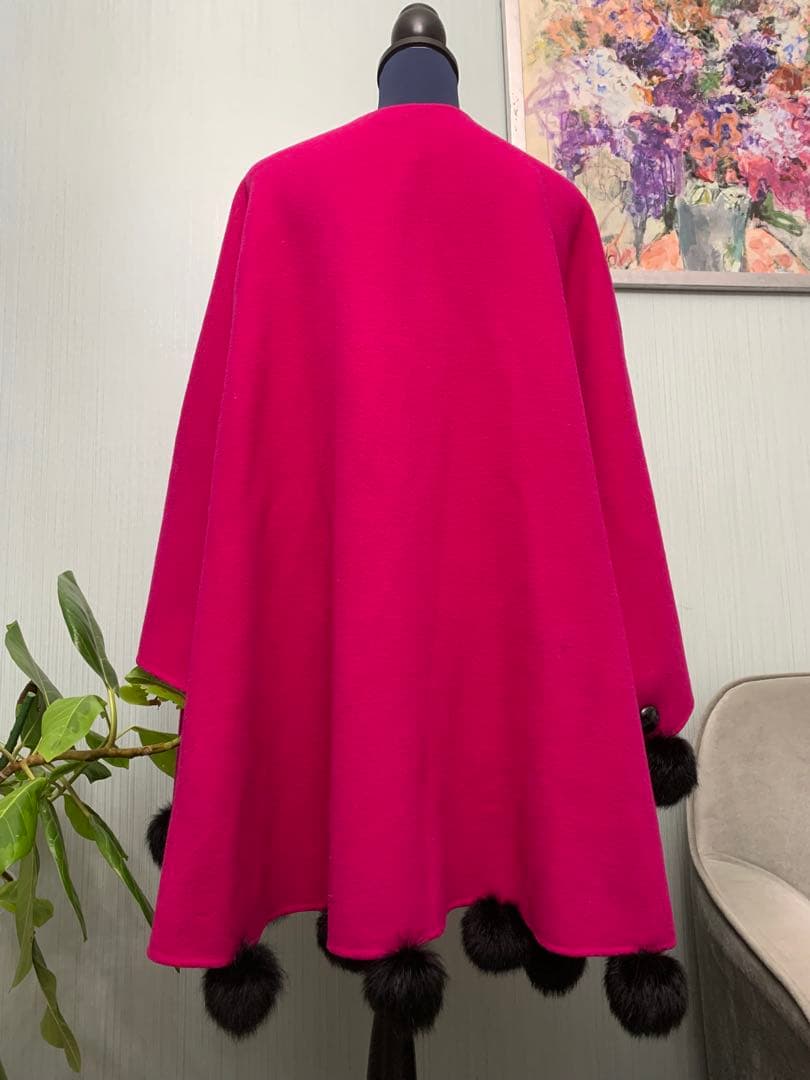 【美品】CURSOL フューシャピンク 柔らかく暖かラムウール ケープコート
