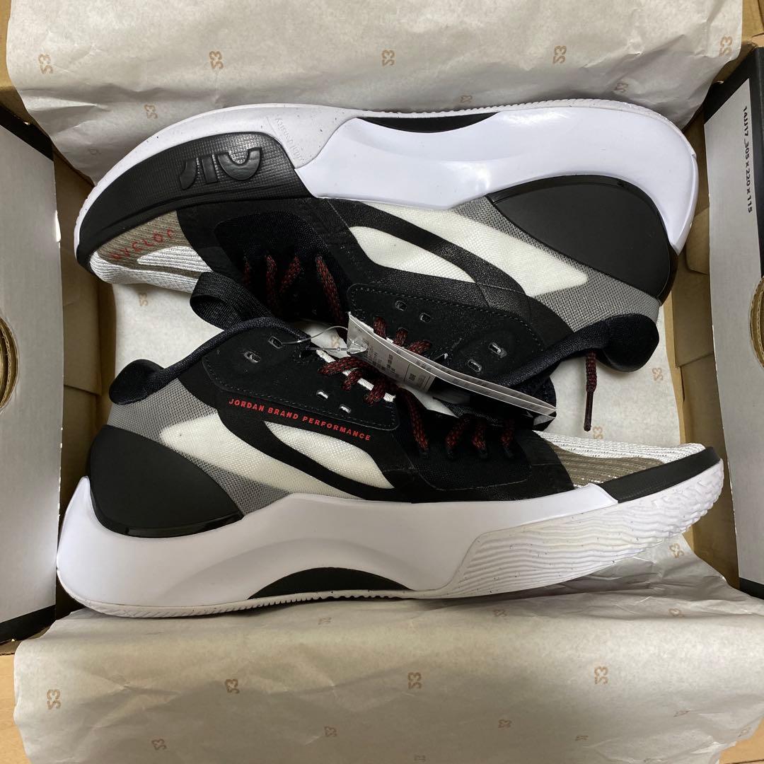【新品未使用】タグ付きJordan Zoom Freak 18.5黒白赤ナイキ