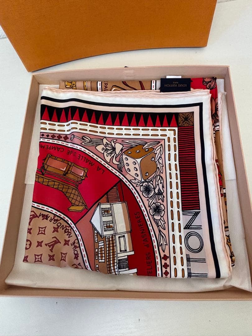 ★【売り切り】 LOUIS VUITTON 　カレ ジュドゥルイ スカーフ