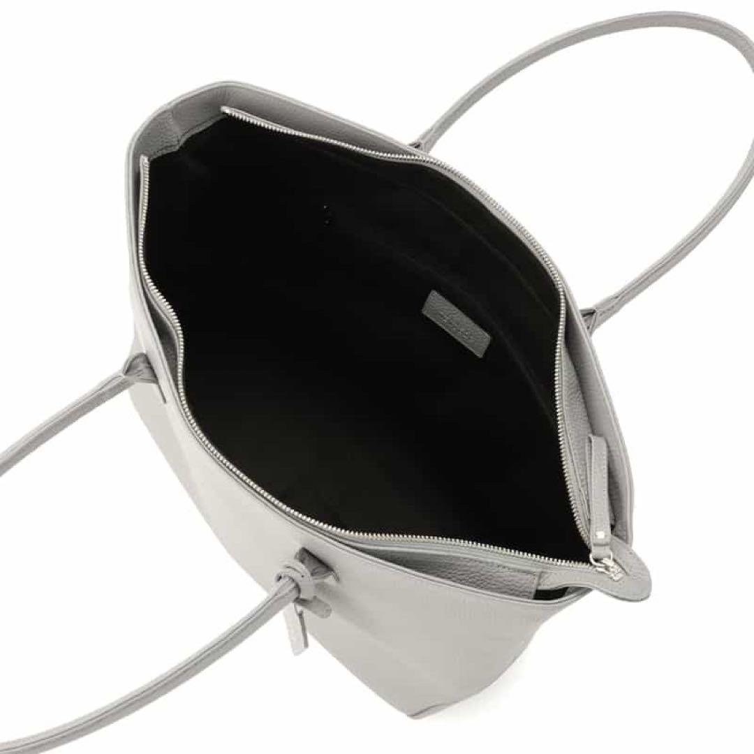 BARNEYS NEWYORK レザートートバッグ