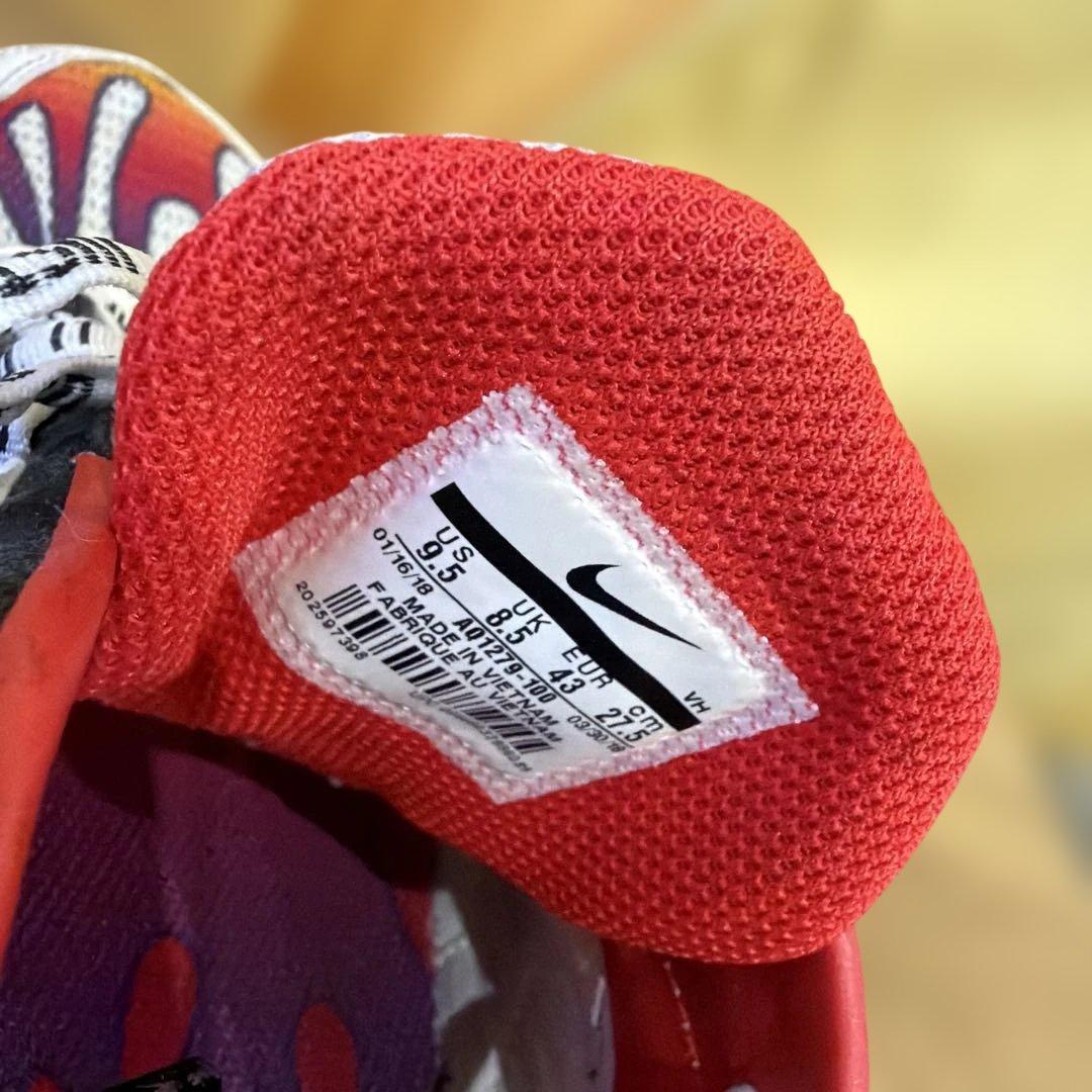 Supreme&NIKE ジョギングシューズ
