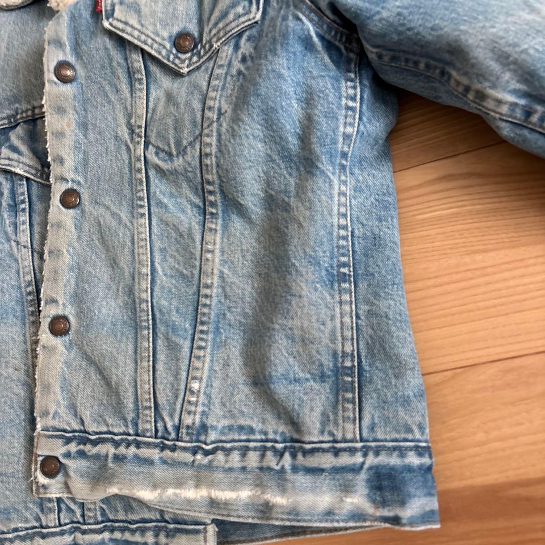 Levi’s ボア襟付きデニムジャケット