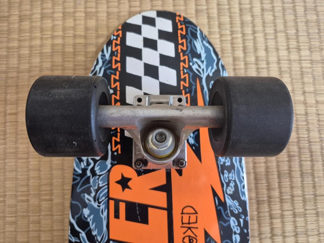 KROOKED ZIPZINGER スケートボード　クルーザー