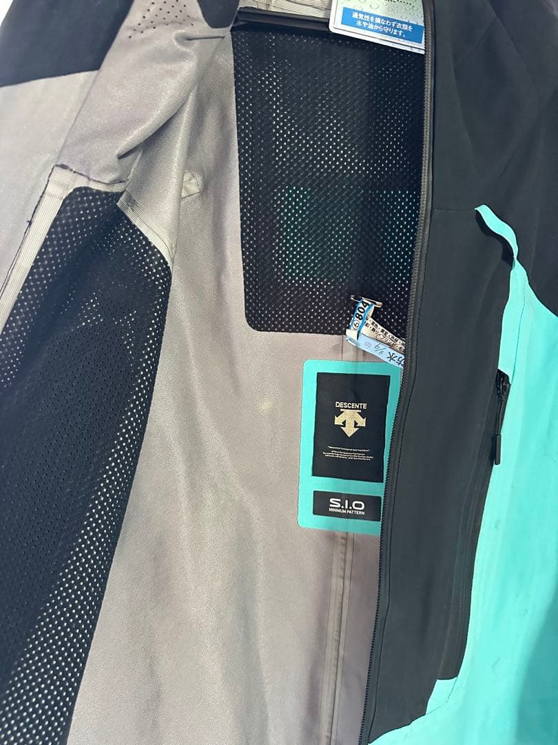 DESCENTE スキーウェア 2022-2023モデル 上下セットLサイズ