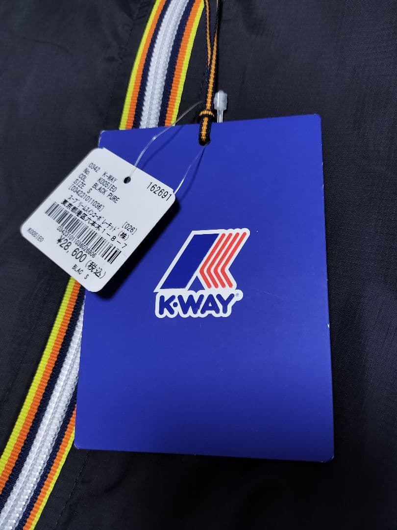 新品未使用 K-WAY フード付きレインコート 黒 定価2.8万円