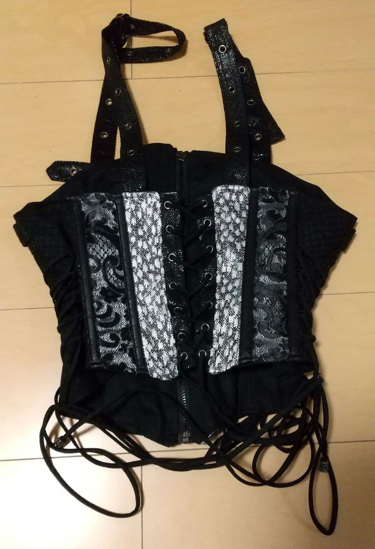 【美品】QutieFrash コルセットベスト