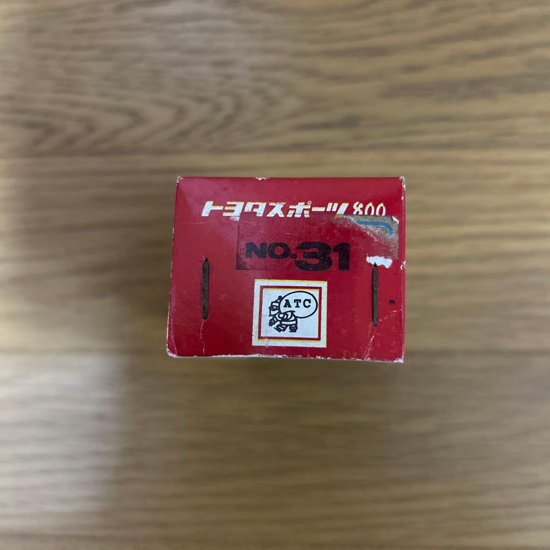 モデルペット トヨタスポーツ800 赤いオープンカー