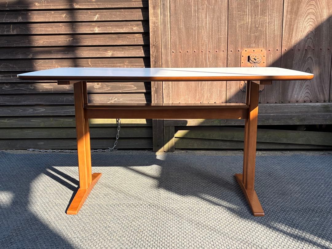 カリモク60+　カフェテーブル1200　仙台　宮城