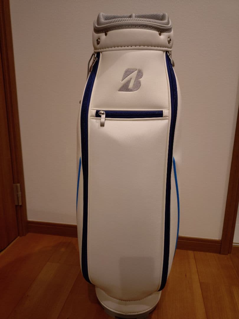 ブリヂストン レディース　キャディーバック　コース・練習場未使用品
