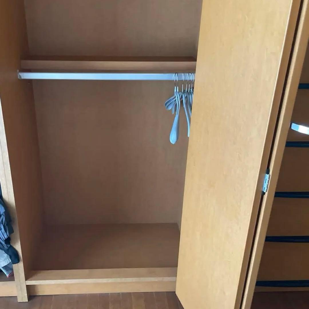 【送料込み】大塚家具洋服タンス 2扉　折れ扉　ハイタイプ　大容量