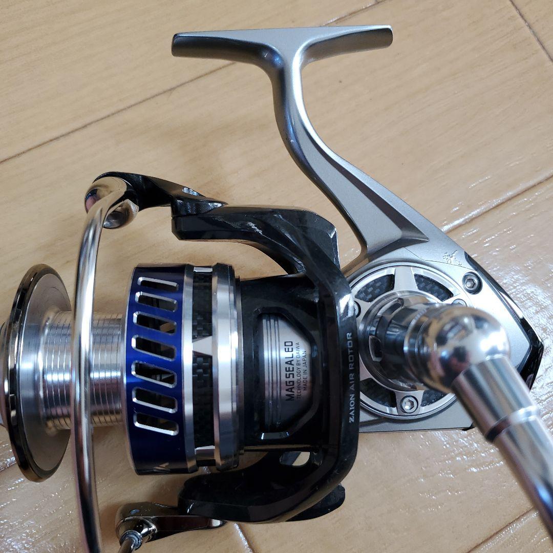 中古ダイワ10ソルティガ4500