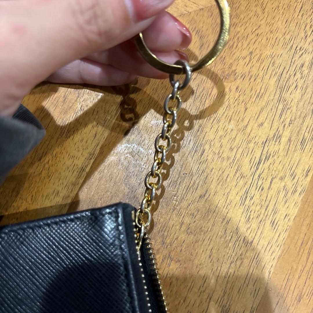 ゆ*う様 PRADA ブラック サフィアーノレザー キーケース　ケース