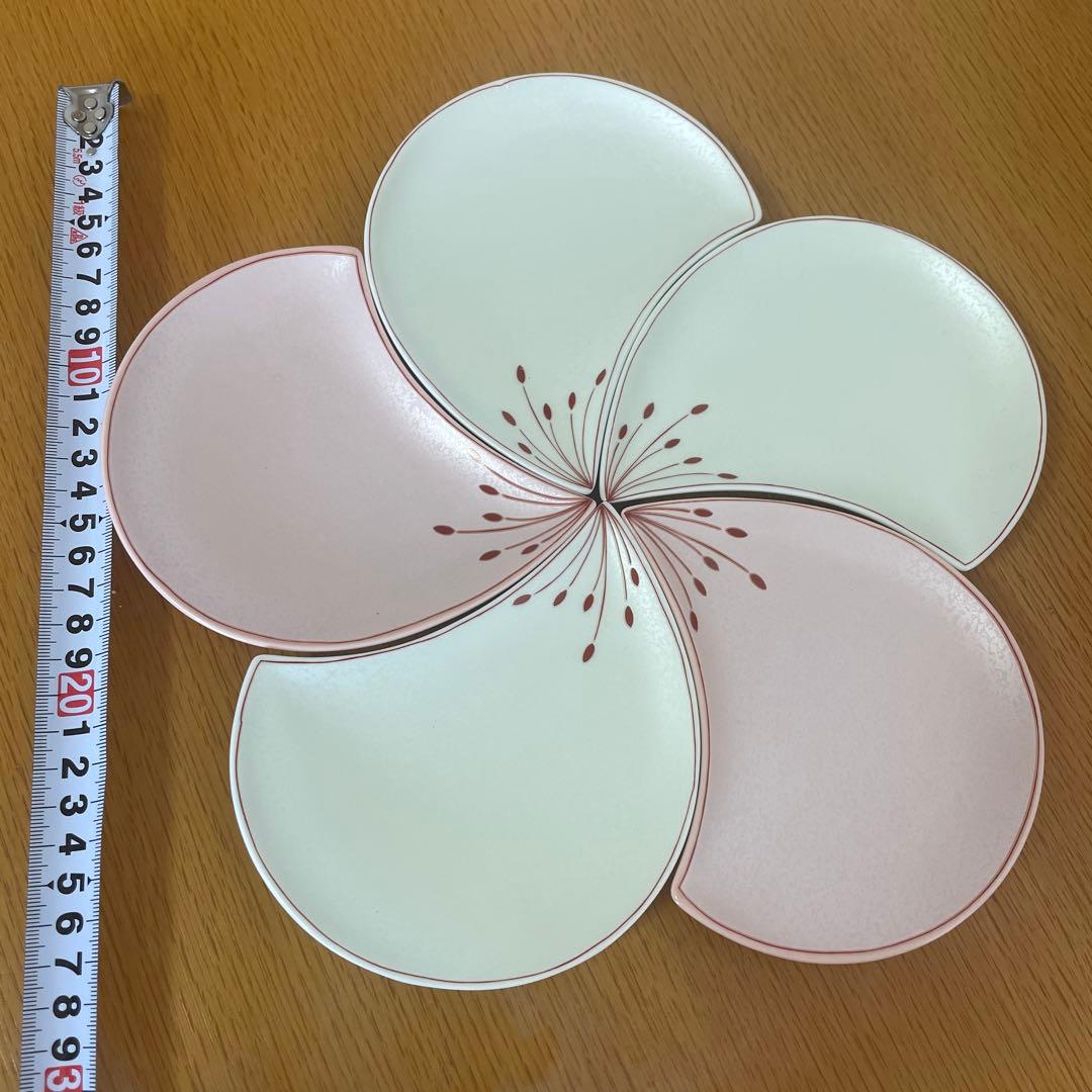 新品未使用‼️有田焼 幸楽窯 白釉銀彩梅花びら 銘々皿5客揃い