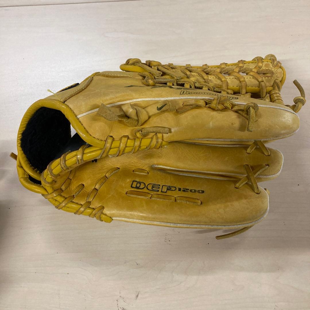 NIKE DiamondEdge 外野手用　軟式 グローブ