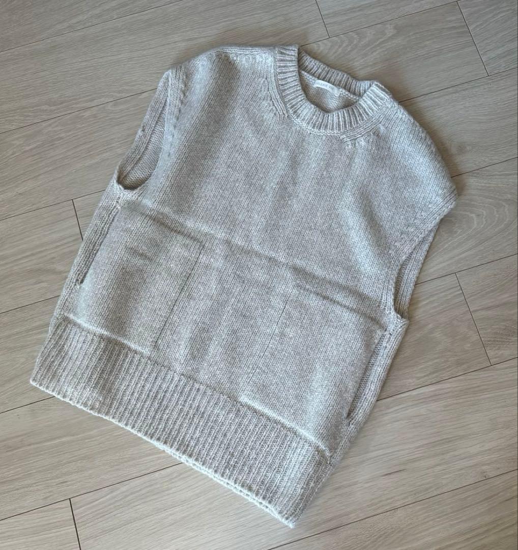 GALERIE VIE クルーネックベスト