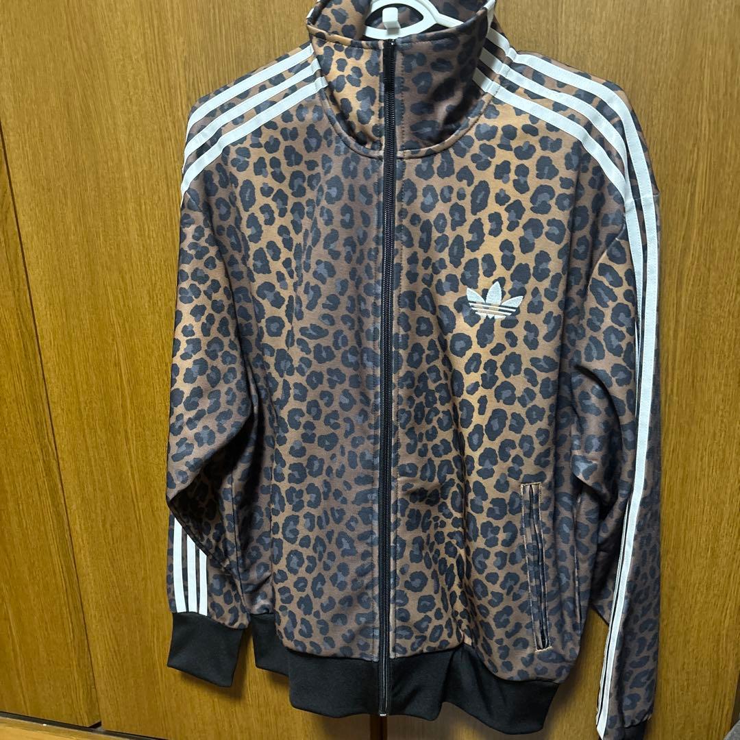 アディダス　adidas レオパード　トラックジャケット
