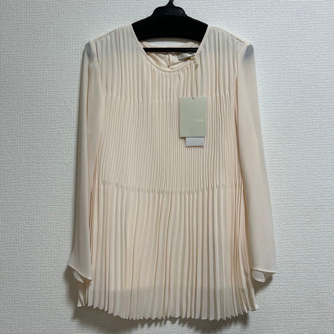 新品タグ付　自由区　シフォンプリーツブラウス　40 卒業式　入学式