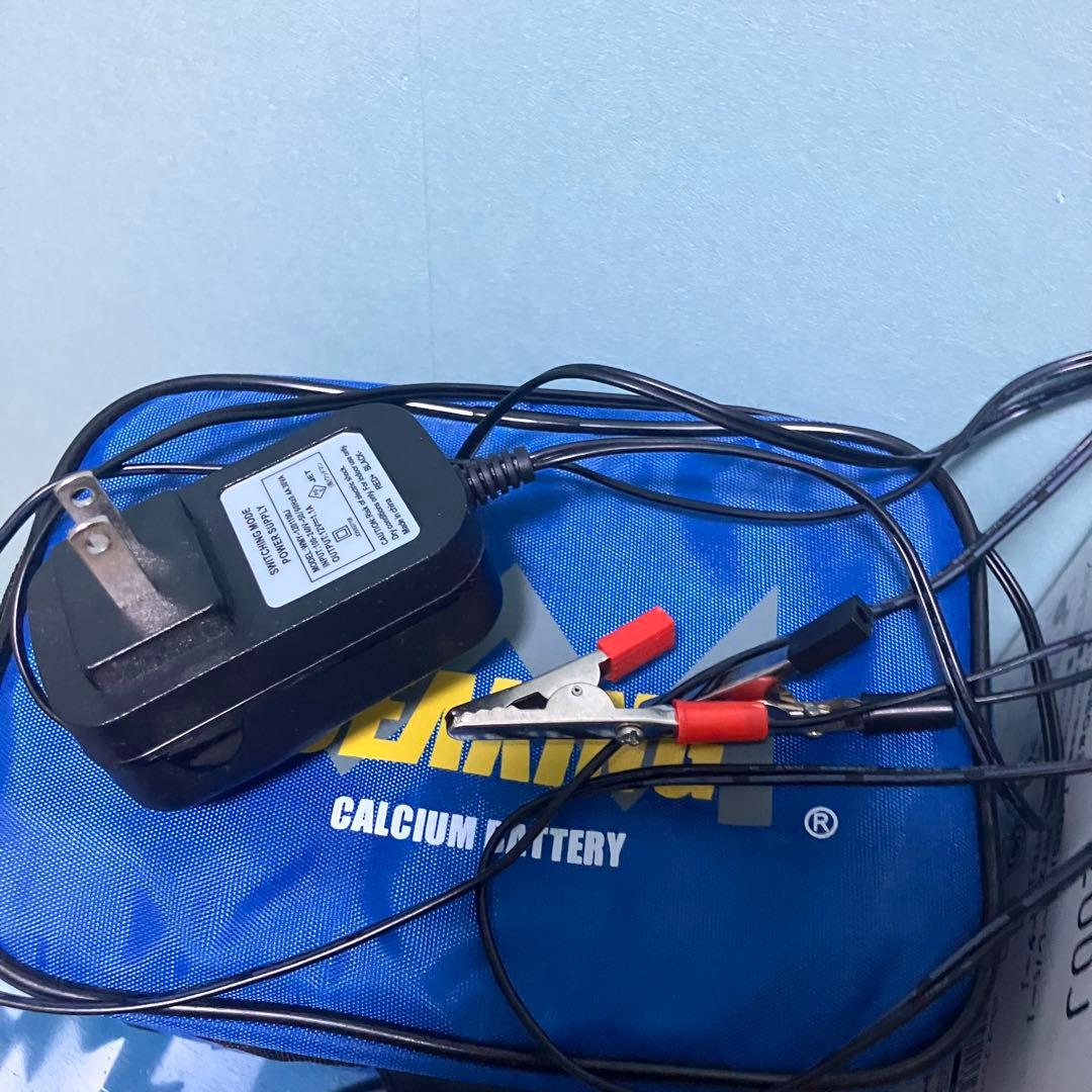 極美品 DAIWA 23 レオブリッツ 200J 電動リール　おまけバッテリー