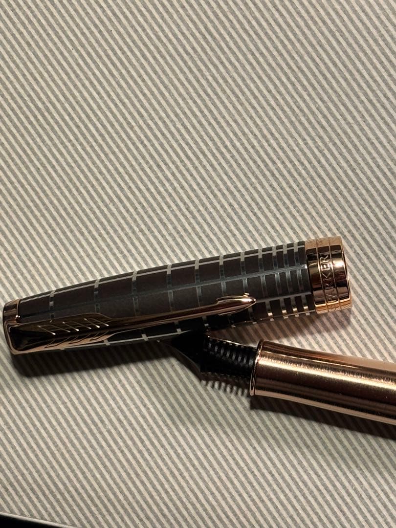 Parker Sonnet 万年筆 黒 インクカートリッジ付き