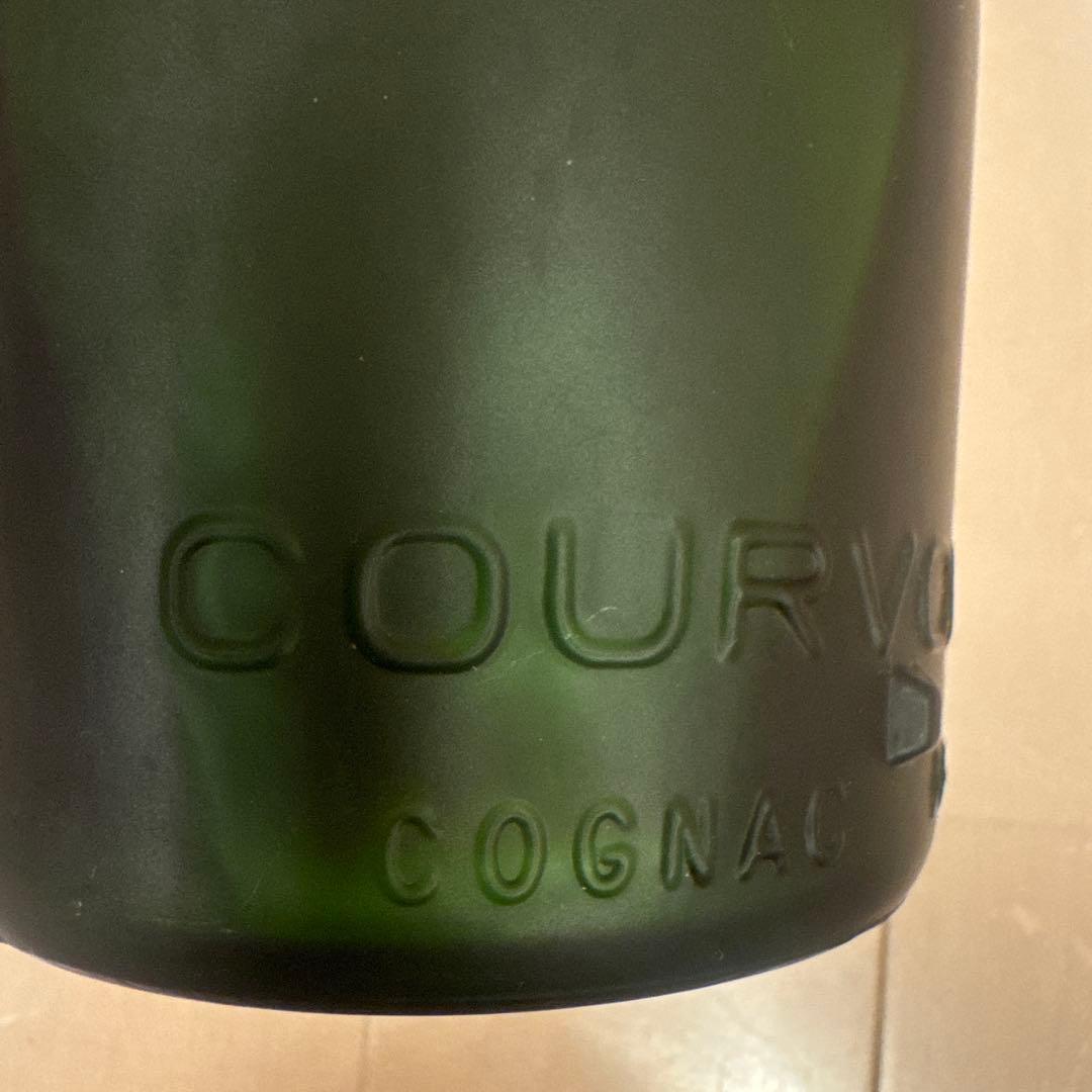 クルボアジェ COURVOISIER コニャック EXTRA 700ml 未開栓