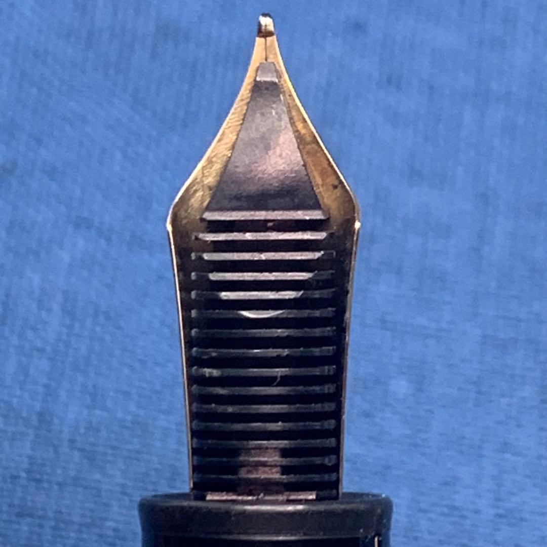 【特価】モンブラン　マイスターシュテュック　146 中白　14K M