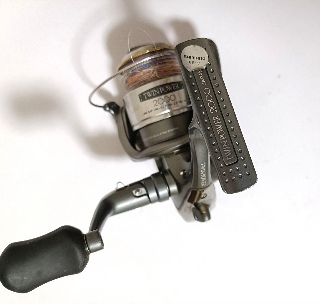 SHIMANO シマノ　リール　ツインパワー　TWINPOWER 2000