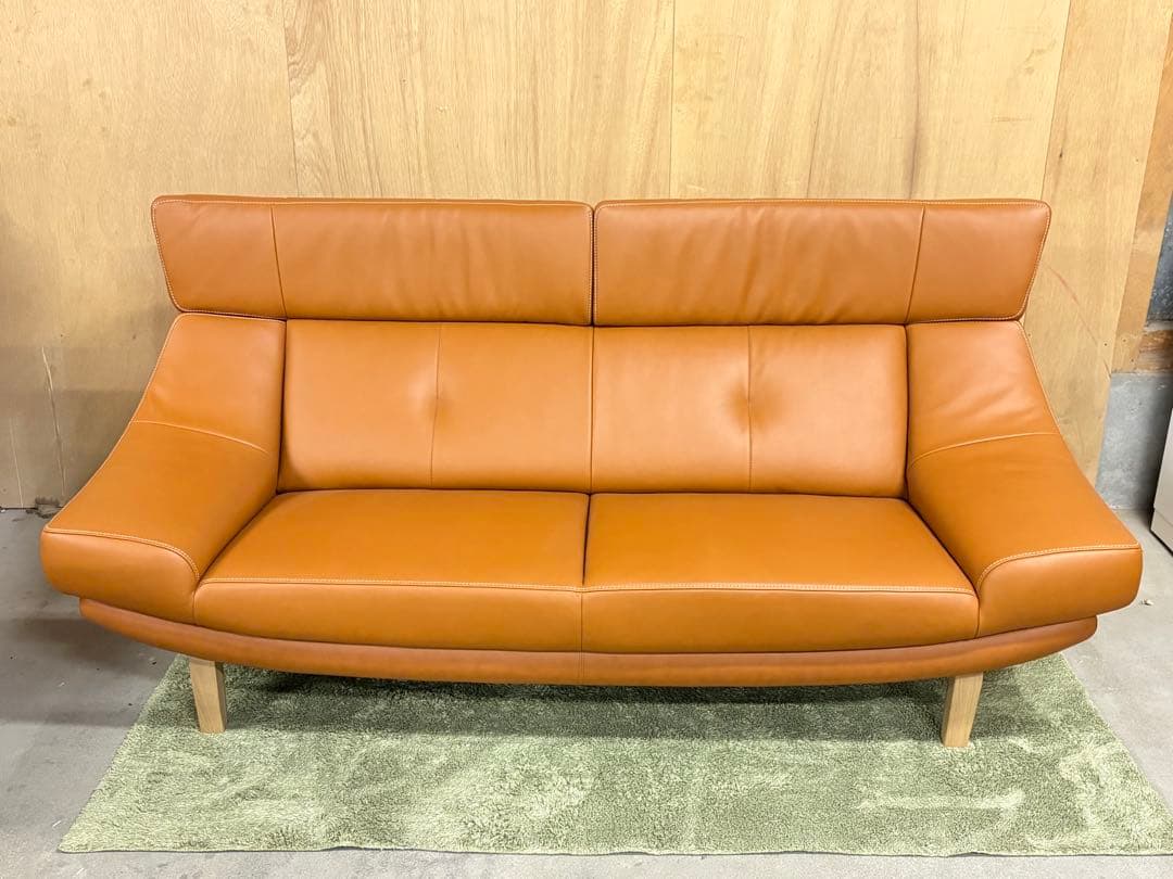 ☆GL16【山口県下松市より】超美品2人掛本革 ソファ カリモクZU46シリーズ