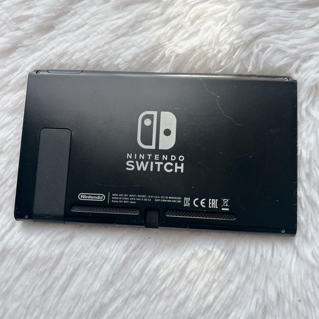 【美品】Nintendo Switch 本体 2018年製