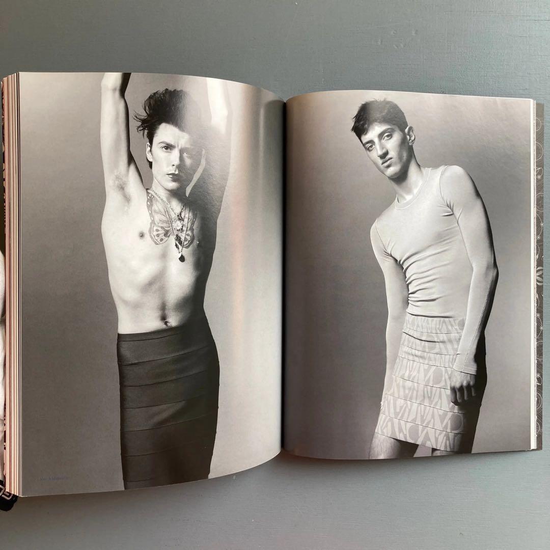 アート・デザイン・音楽 A Magazine curated by Proenza Schouler